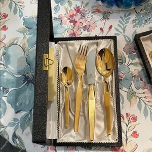 (2)Set of Luxurious Gold plated Flatware Set